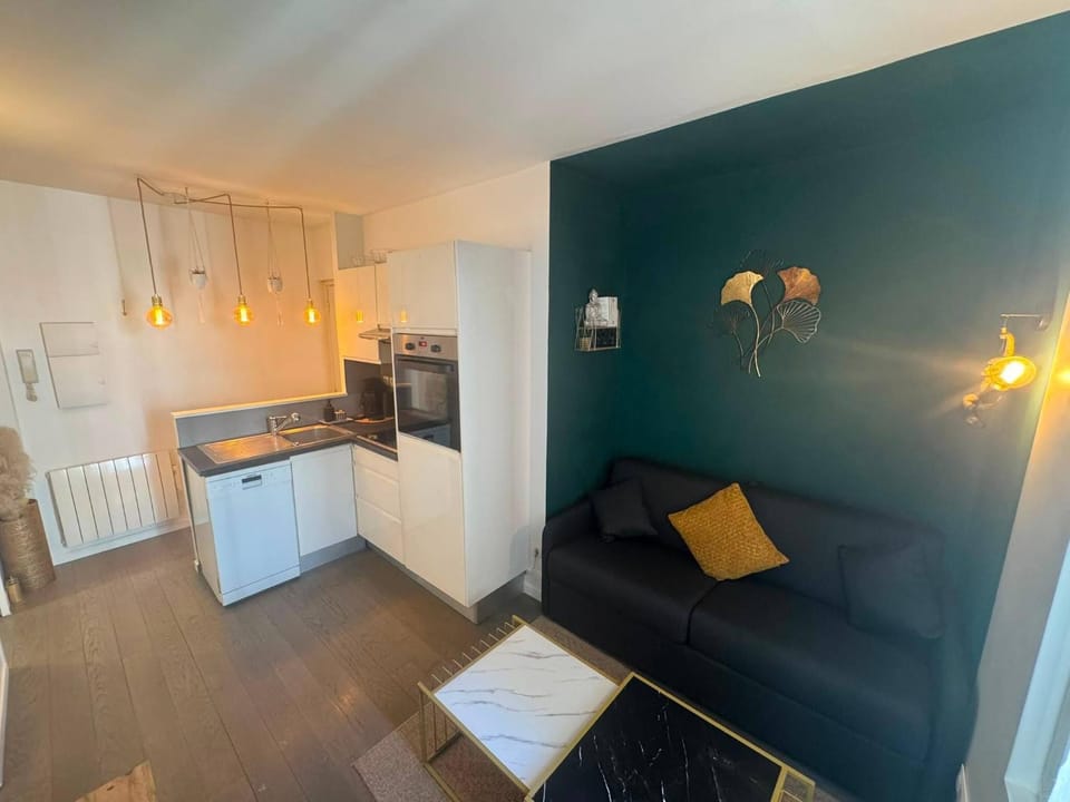 Charming 2-Bedroom Apartment in Pariss Vibrant 19th Arrondissement Apartment in Paris