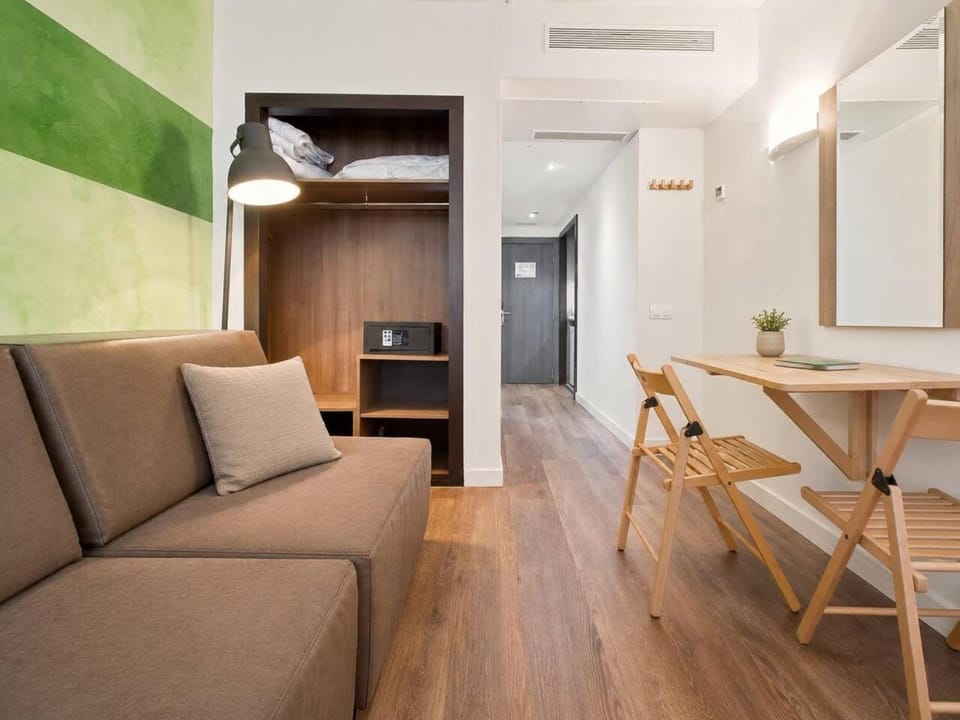 Estudio para 4 junto al Retiro y Serrano Apartment in Madrid