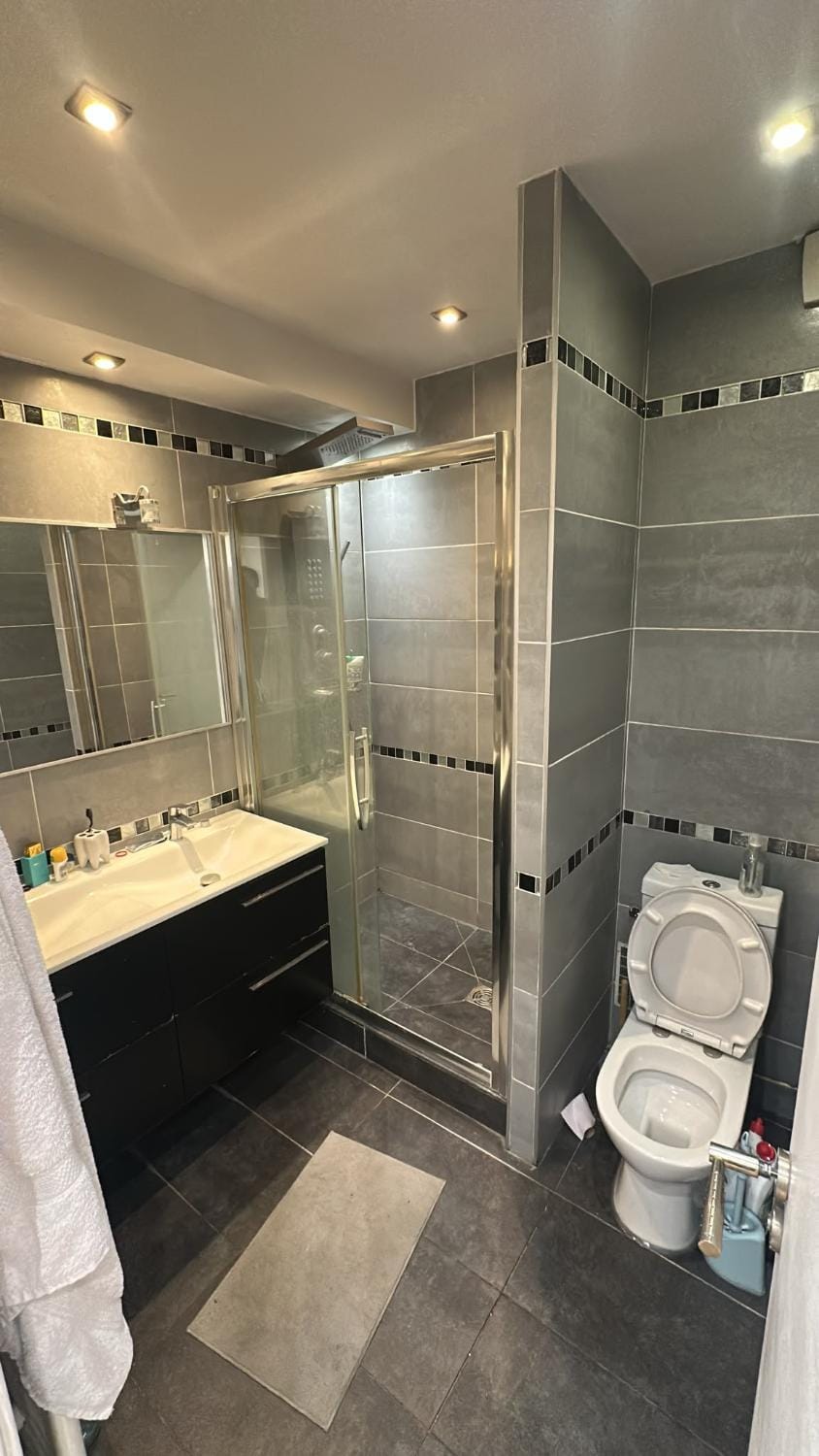 Champs-Élysées - Foch Apartment in Paris