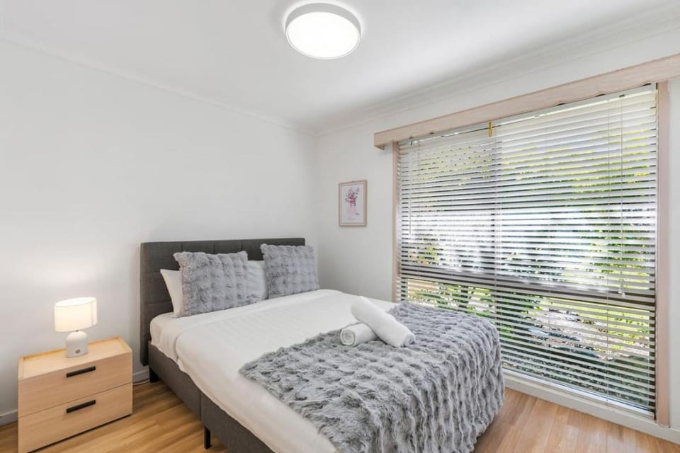Affordable Sunnybank Stay Great Location Convenient House in Brisbane