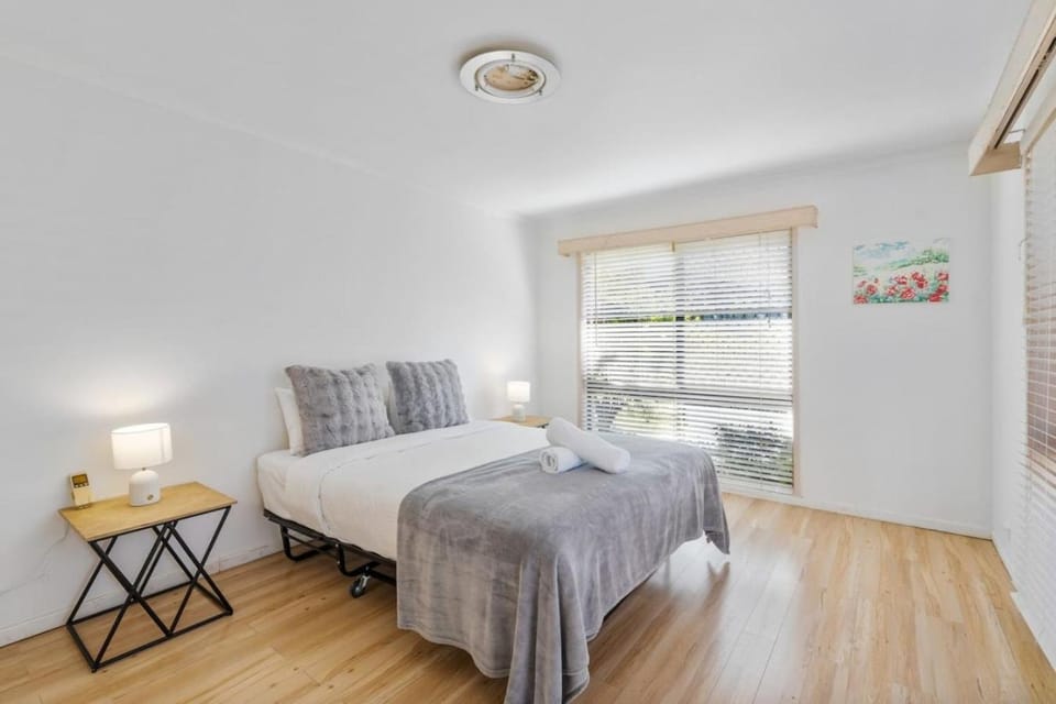 Affordable Sunnybank Stay Great Location Convenient House in Brisbane