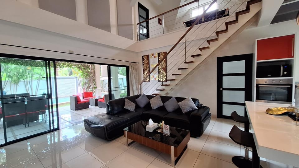 Villa Zumbo Rawai Private Pool 3BR BBQ Near Beach Villa in Rawai