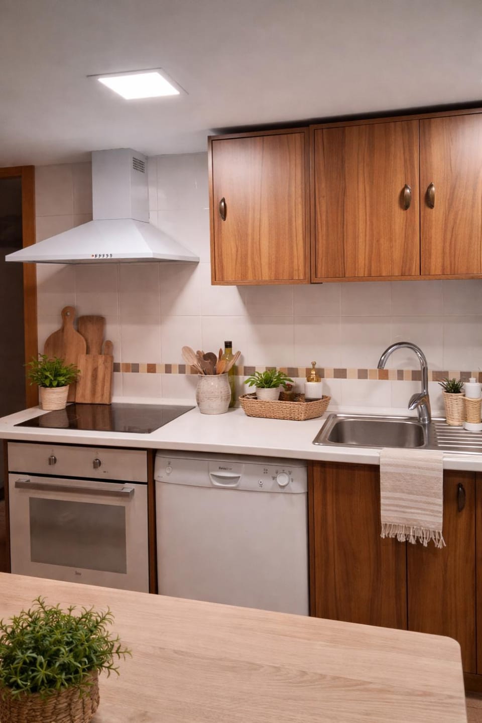 Kitchen or kitchenette, dishwasher, pet friendly, stove