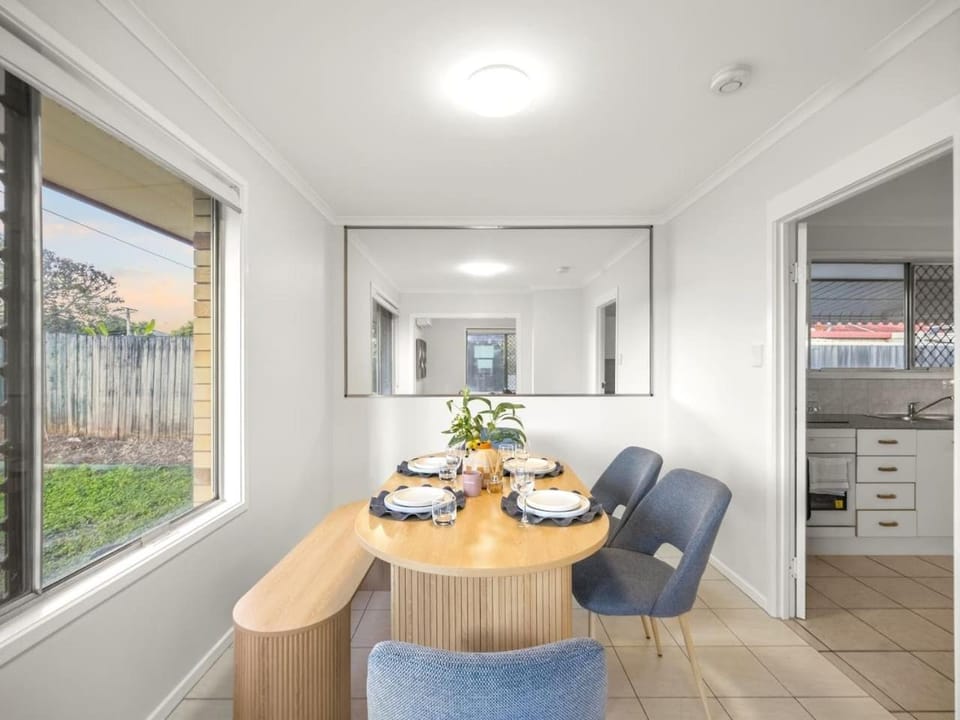 Heart of Sunnybank Prime Location Great Value House in Brisbane