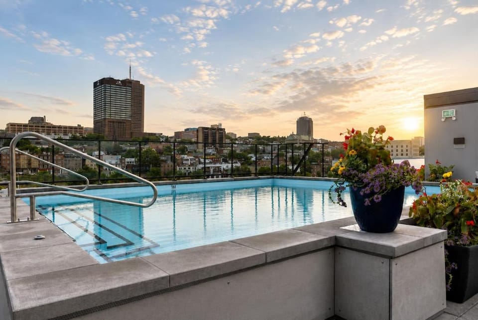 View (from property/room), Balcony/Terrace, Pool view