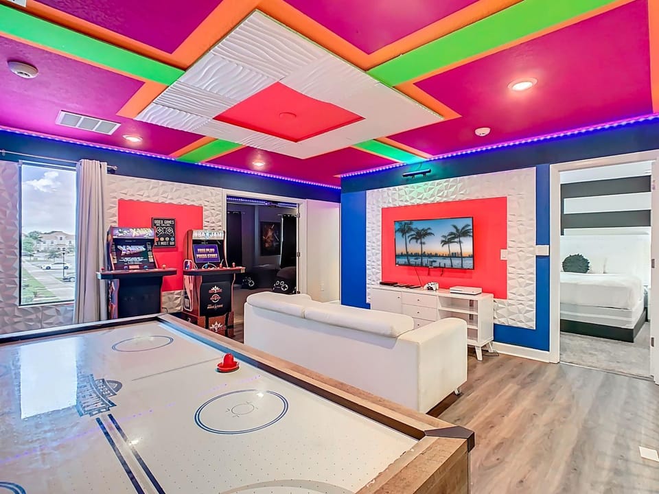 VR Coaster-Star Wars Theater-Game Room-Themed-Waterpark 2925 House in Kissimmee
