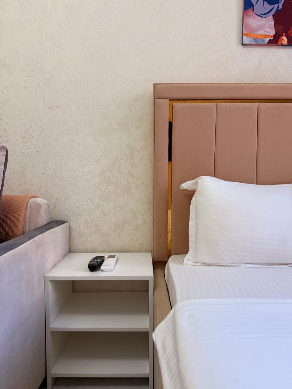 Bed, Photo of the whole room, Bedroom, hair dresser