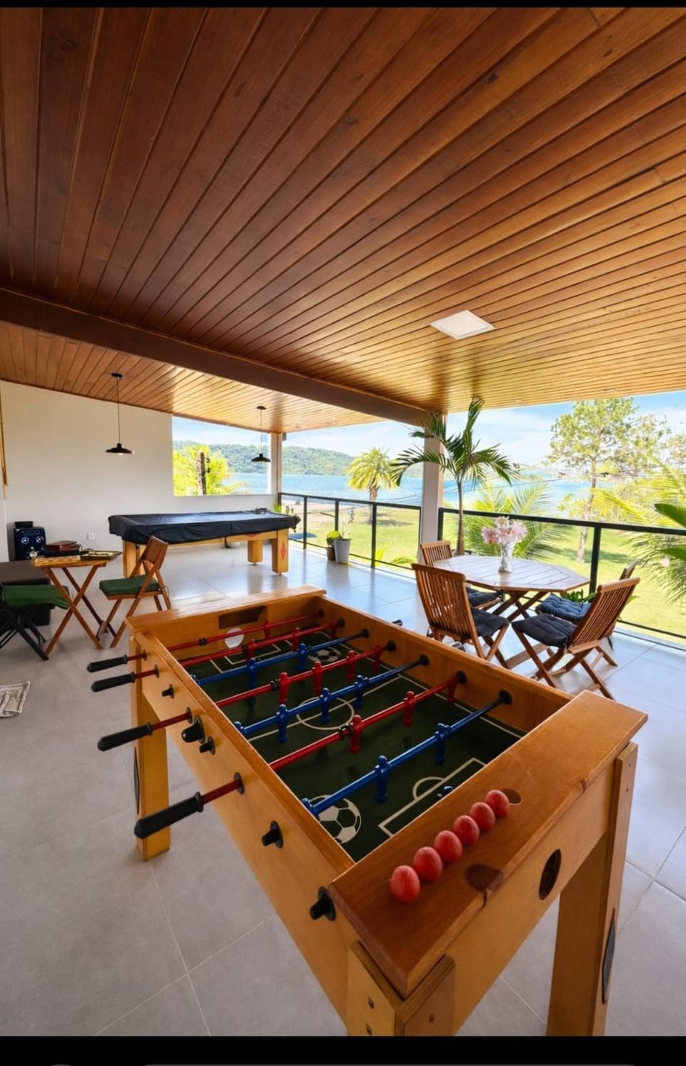 Billiard, Game Room