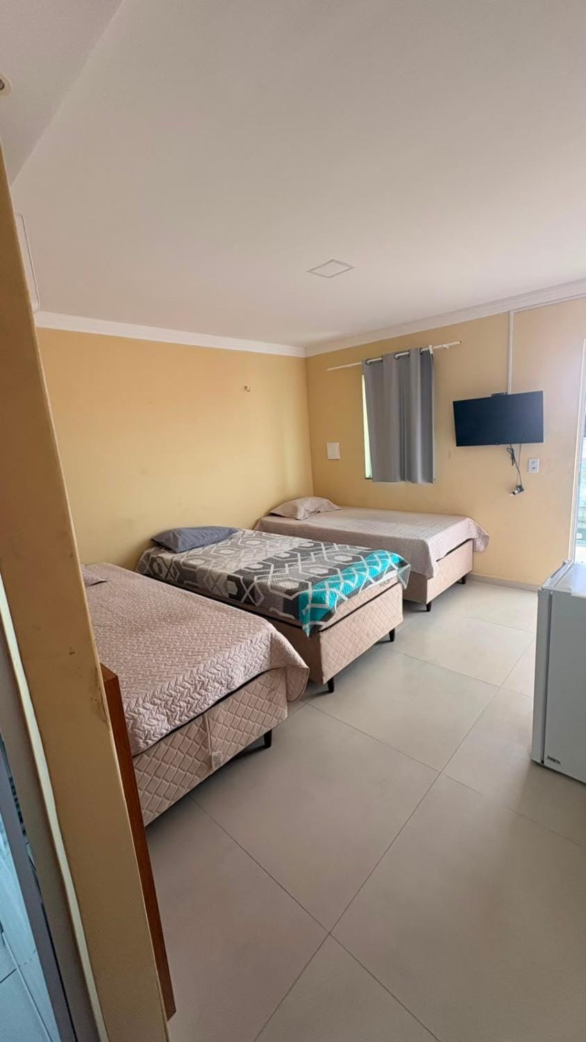 Bed, TV and multimedia, Bedroom