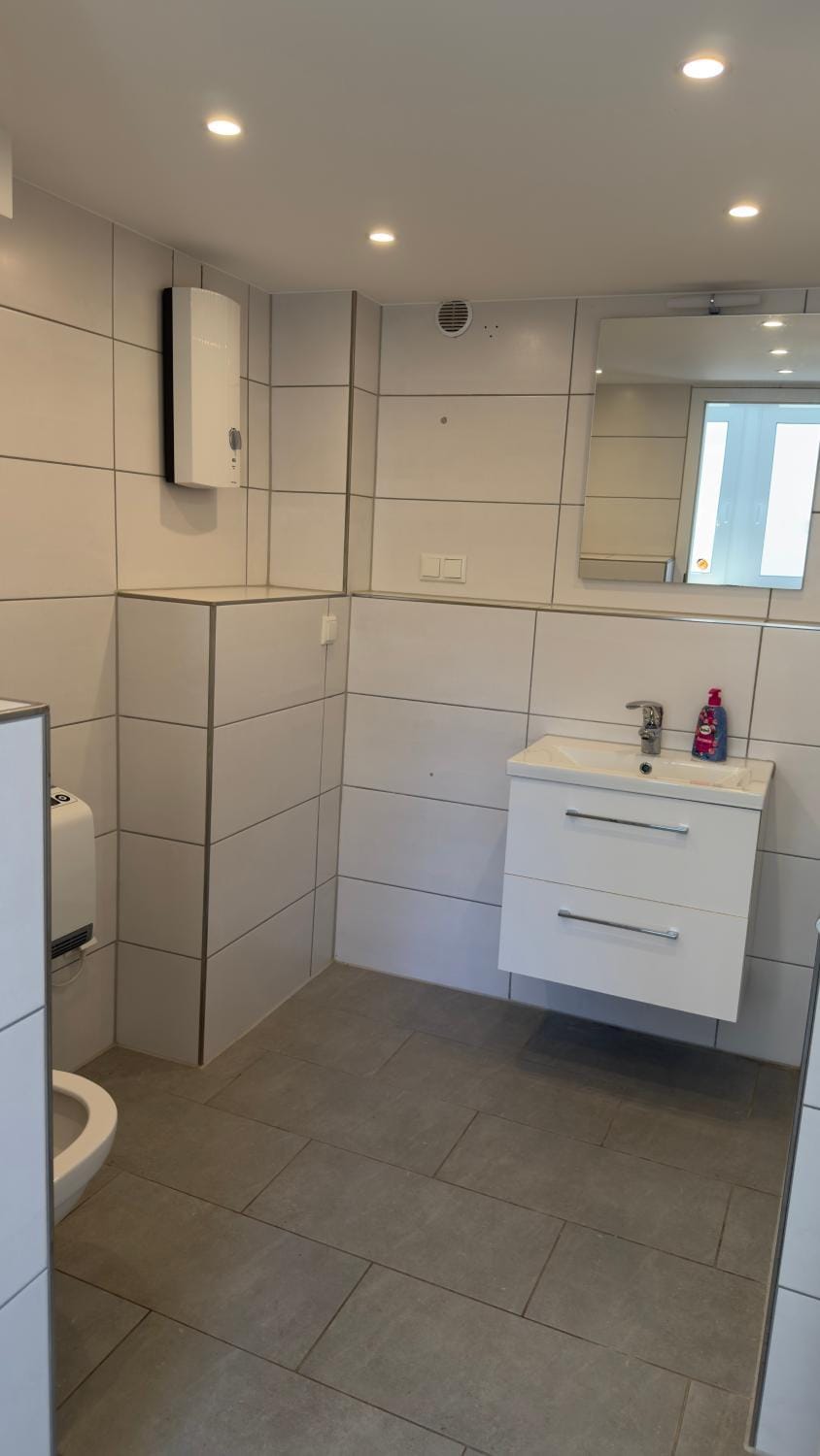 Bathroom, Living room