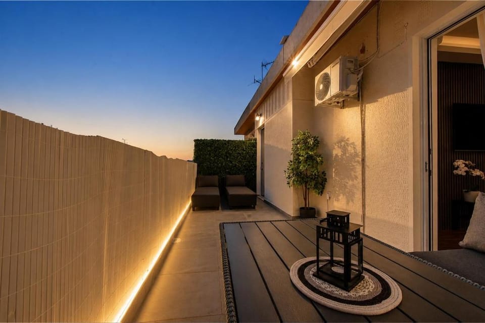 Serenity Penthouse Residence, Kallithea Apartment in Kallithea