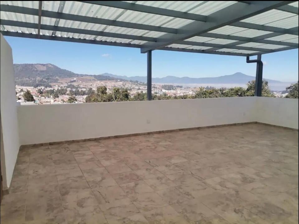 Depto céntrico amplio 3 Habitaciones 2 Baños Estacionamiento Privado Apartment in State of Michoacán