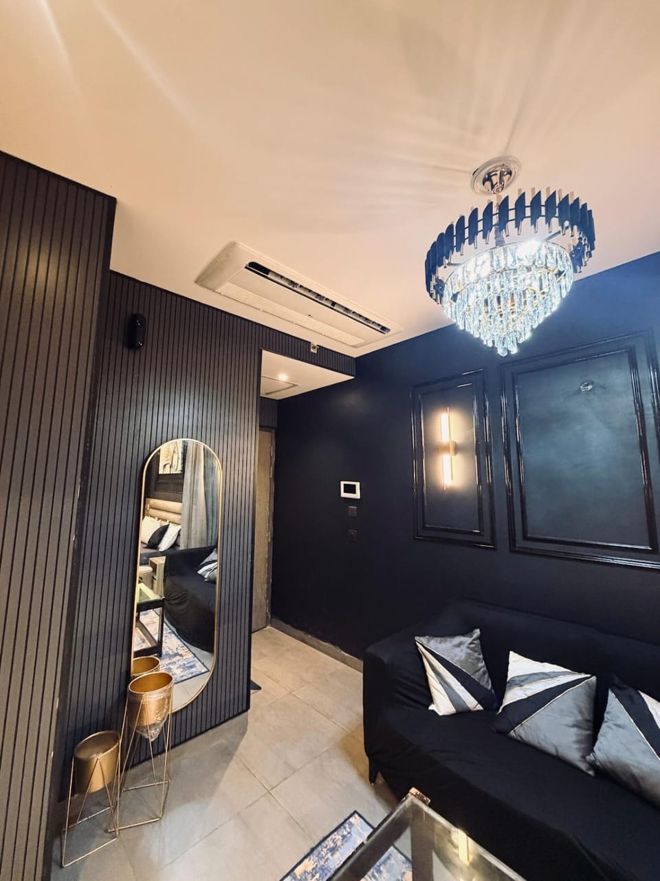 Luxury Studio with River and Sunset Views Apartment in Noida