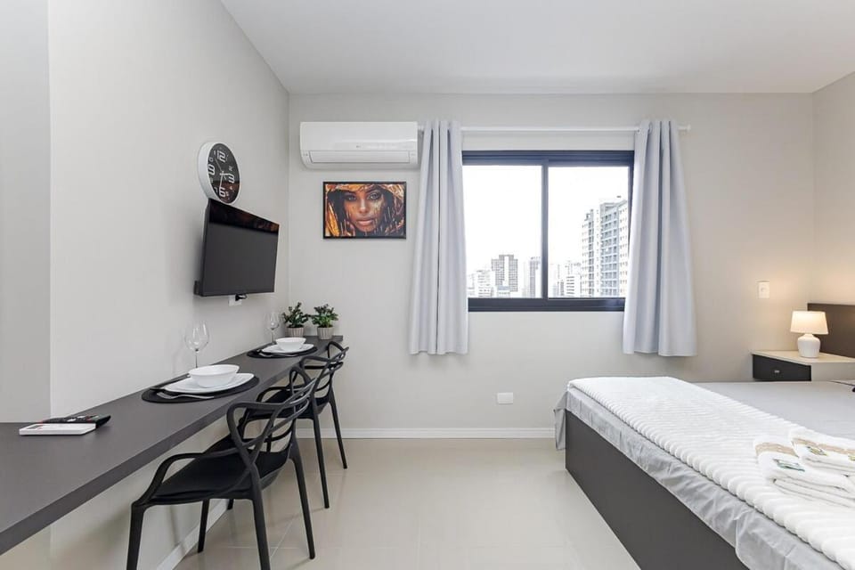 Apê com cama QUEEN, Academia e Lavanderia Apartment in Curitiba
