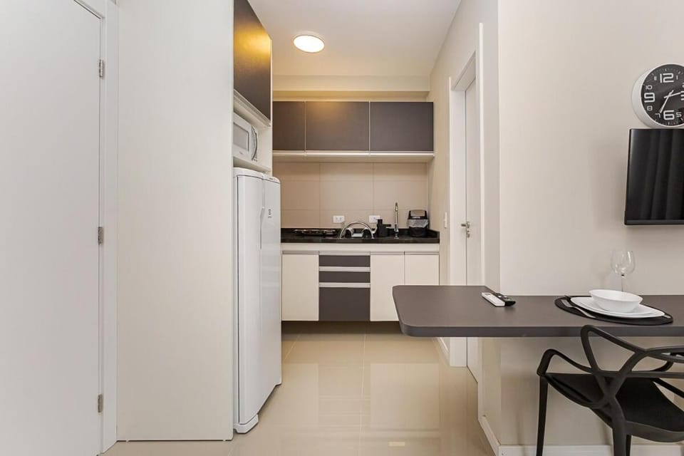 Apê com cama QUEEN, Academia e Lavanderia Apartment in Curitiba