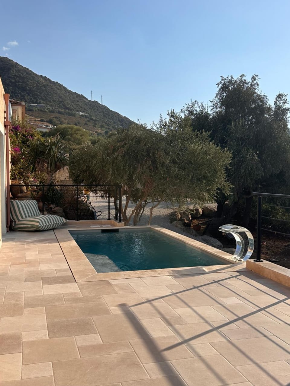 Day, Natural landscape, Mountain view, Pool view, Swimming pool