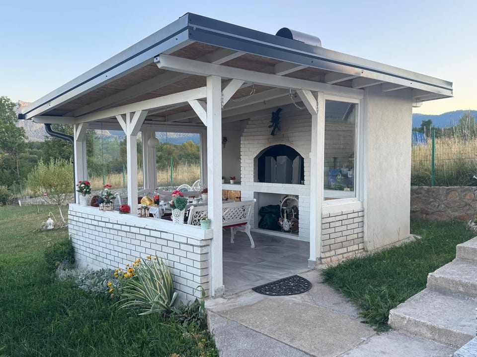 Villa Fare House in Federation of Bosnia and Herzegovina
