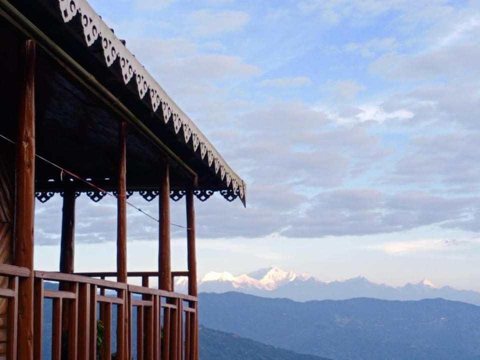 Golden View Homestay Sittong Vacation rental in West Bengal
