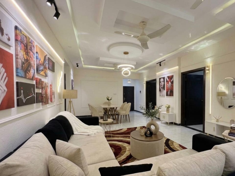 TV and multimedia, Living room, Seating area, fireplace, air conditioner