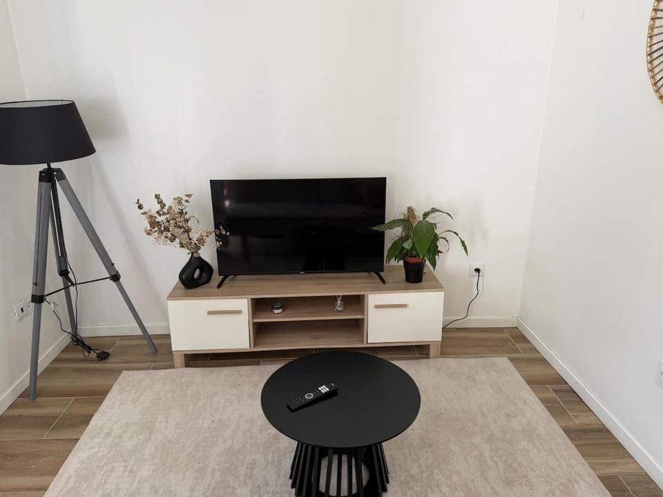 Cozy apartment with easy access to Paris & Parc des Expositions Apartment in Île-de-France
