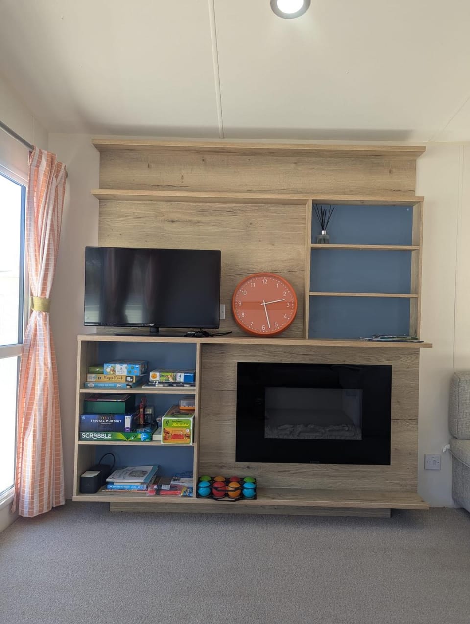 TV and multimedia, fireplace