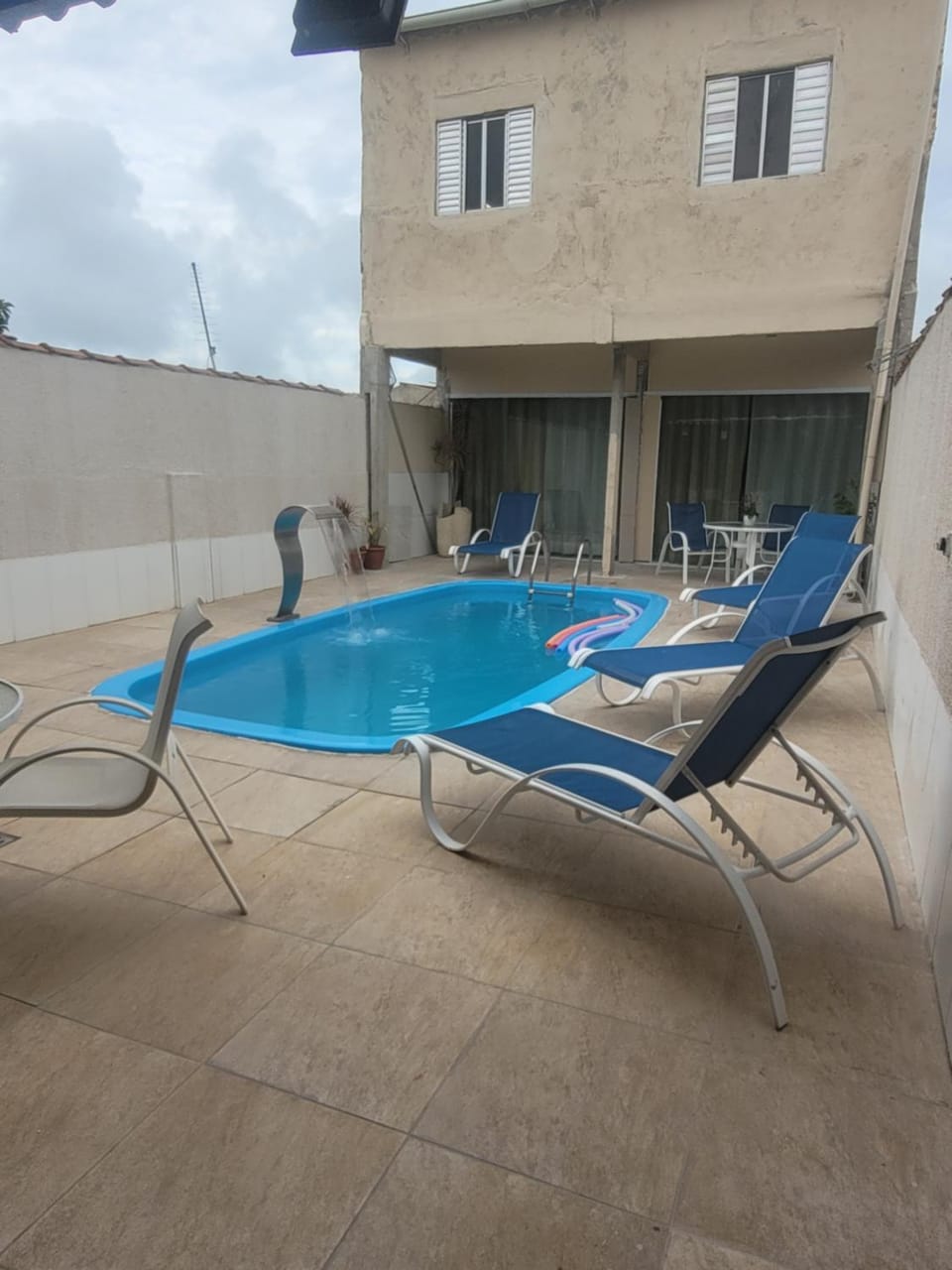 Casa com Piscina e Churrasqueira - 600m da Praia da Enseada House in State of São Paulo