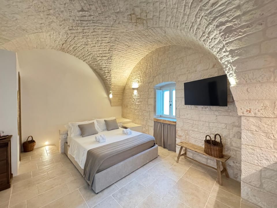 Palazzo Soleti Suites House in Province of Taranto