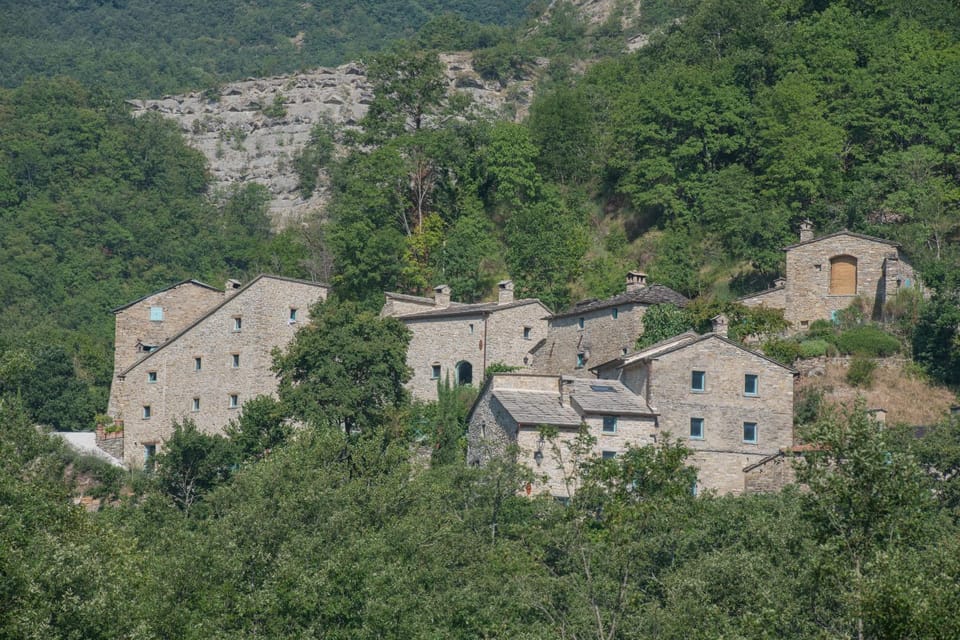 Property building, Natural landscape, Landmark view