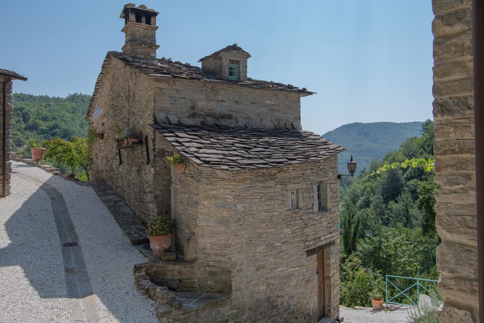 Property building, Natural landscape, Landmark view, Mountain view