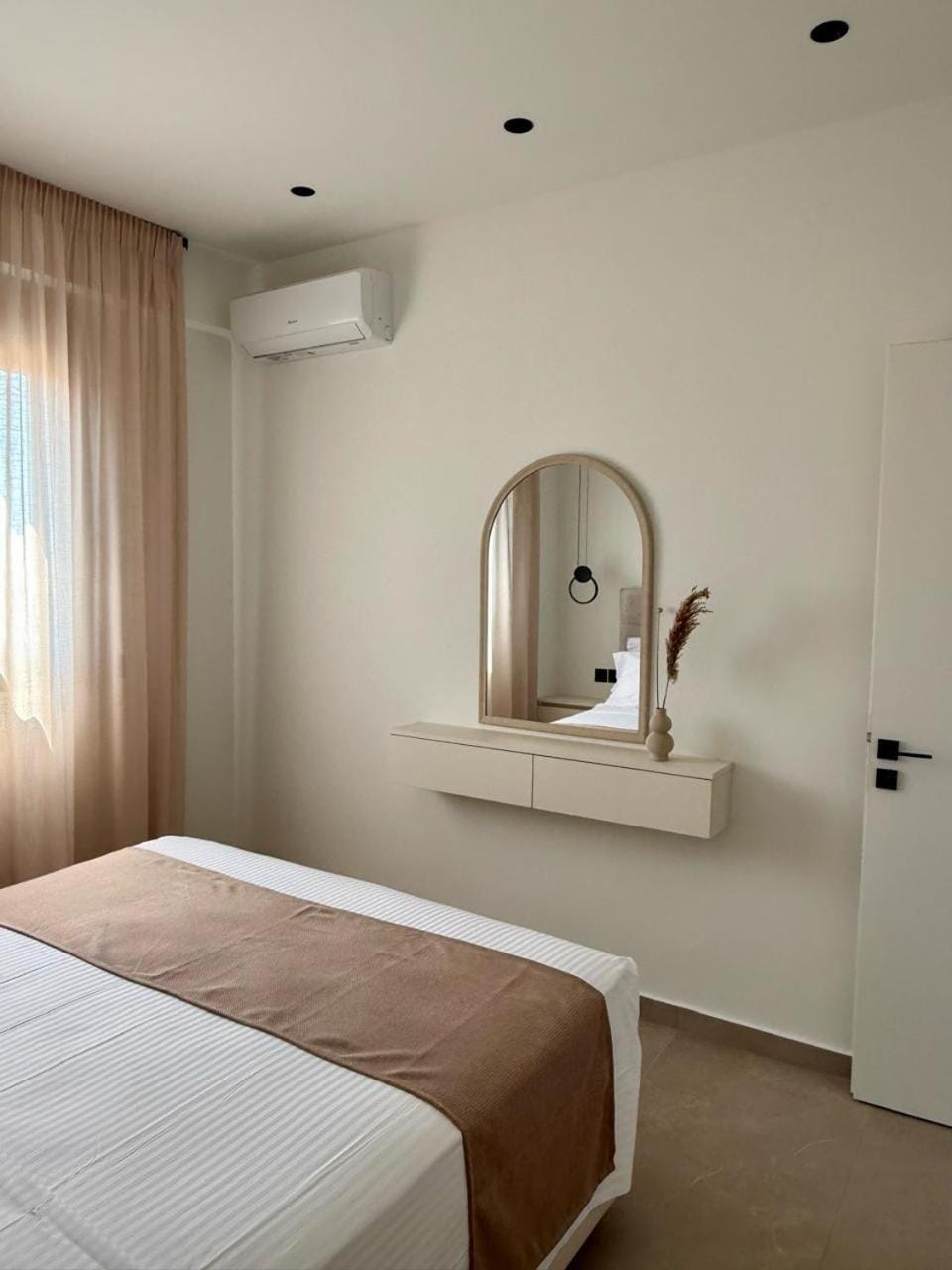 Elena Luxury Suites Apartment in Decentralized Administration of the Aegean