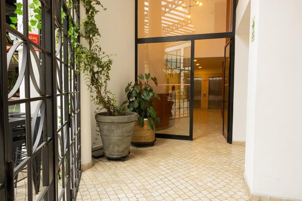 Artistic Loft in Barranco con w,Terrace, AC y WiFi Apartment in Barranco