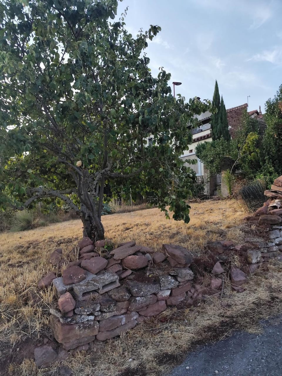 Maison rénovée de 1890 au coeur du Rougier House in Occitanie