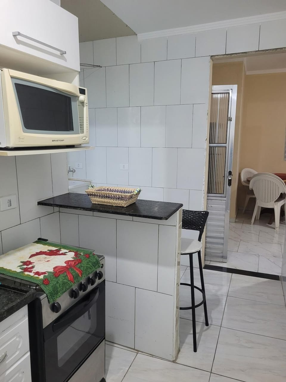 Casa sobreposta - 600m da Praia da Enseada House in State of São Paulo