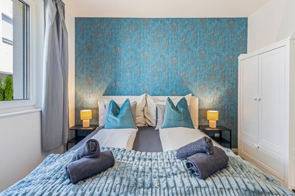 Bed, Photo of the whole room, Bedroom, wardrobe