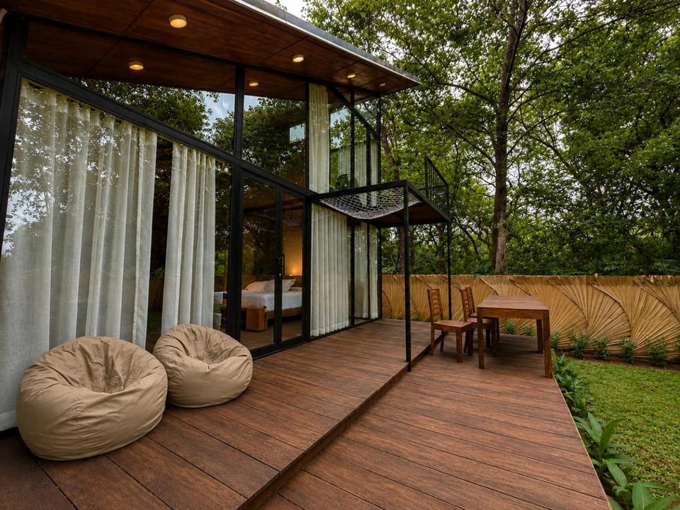 Day, Balcony/Terrace, Seating area