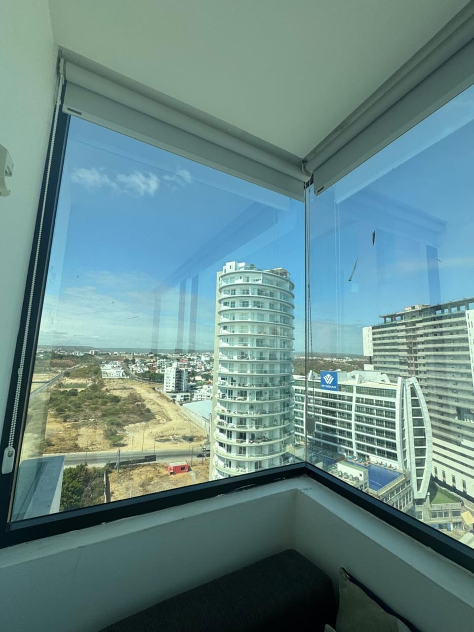 Property building, Day, City view