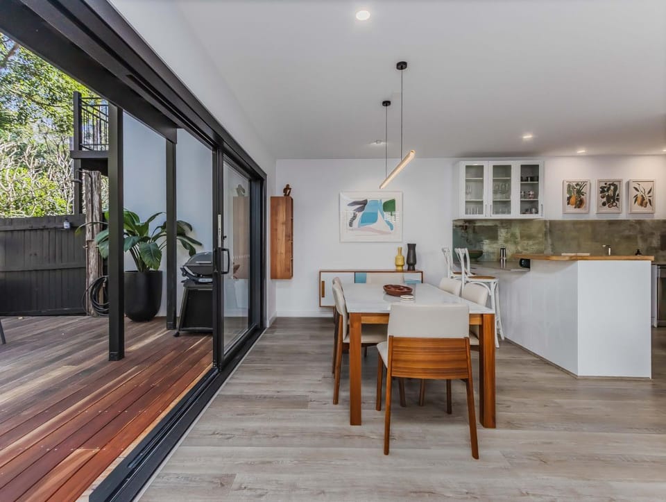 Samsara in Suffolk House in New South Wales