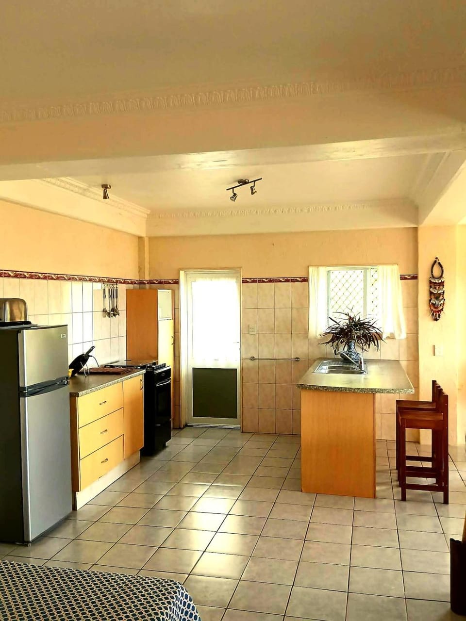 Opua Highland, Hillside Ocean View Retreat House in Arorangi District