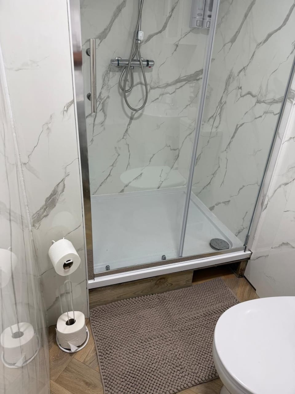 En-suit Double bedroom in Thornbury Bradford Vacation rental in Bradford