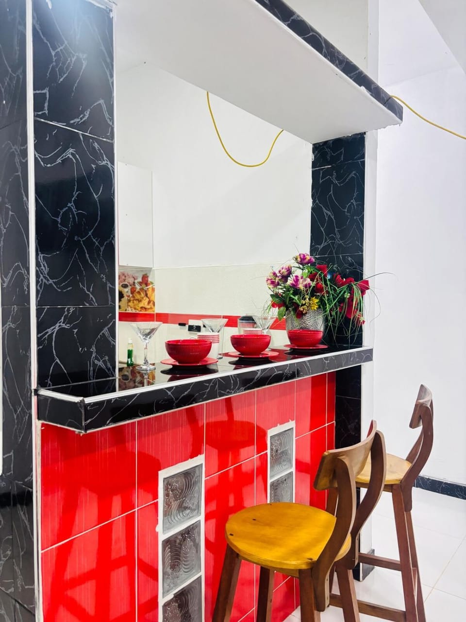 Kitchen or kitchenette, Dining area