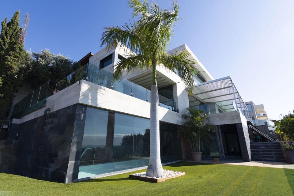 Aura Majestic - Ocean View & Wellness Villa in Maspalomas