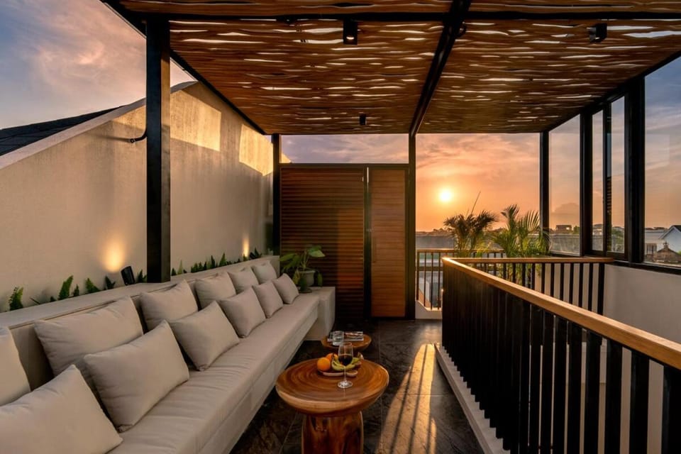 Villa Alia - Modern 2BR Pool Villa with Rooftop in Tibubeneng Villa in North Kuta