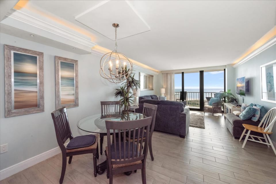 South Seas Tower 4 18th Floor King Suite 2-2 House in Marco Island
