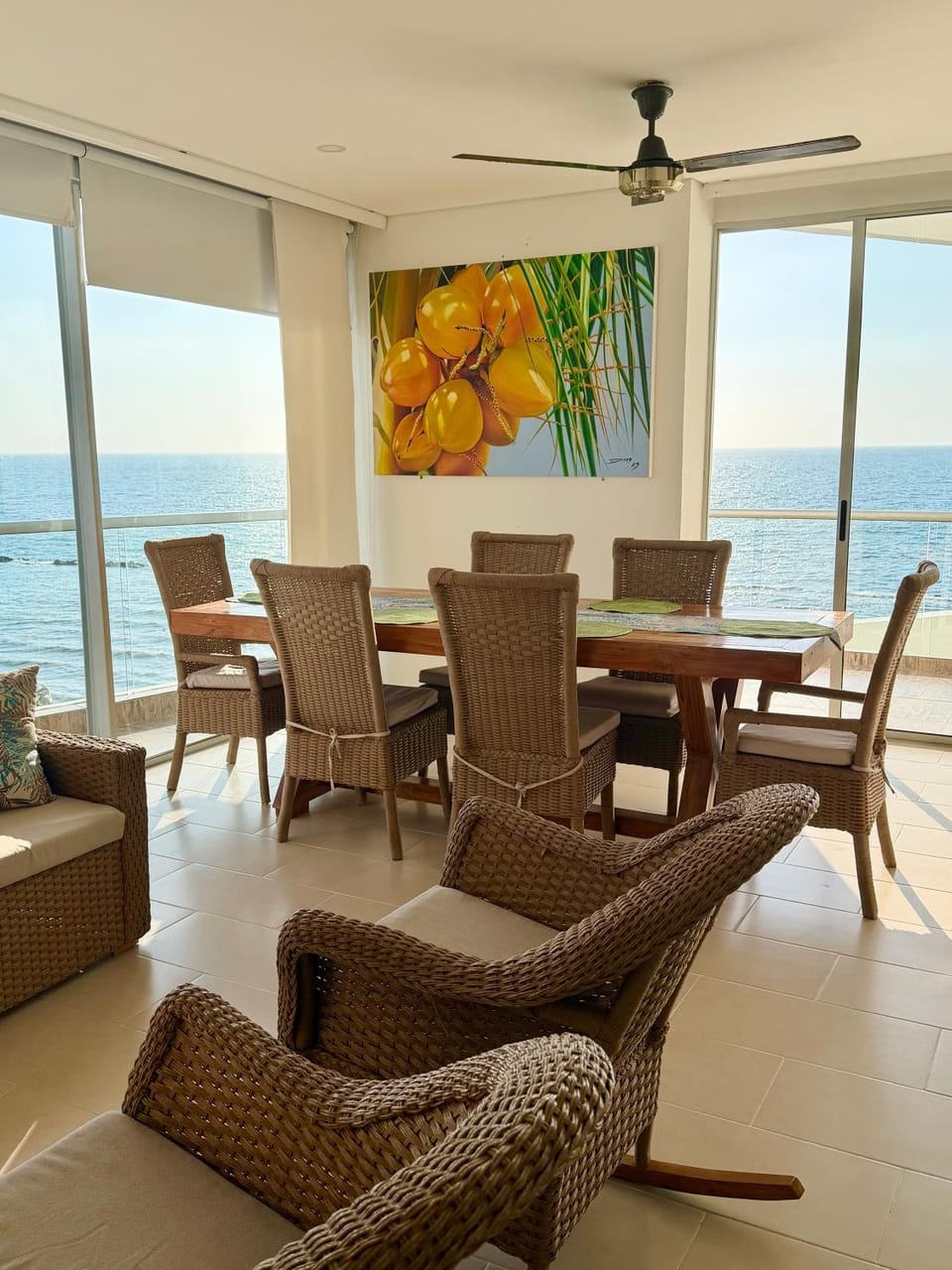 View (from property/room), Balcony/Terrace, Living room, Dining area, Sea view