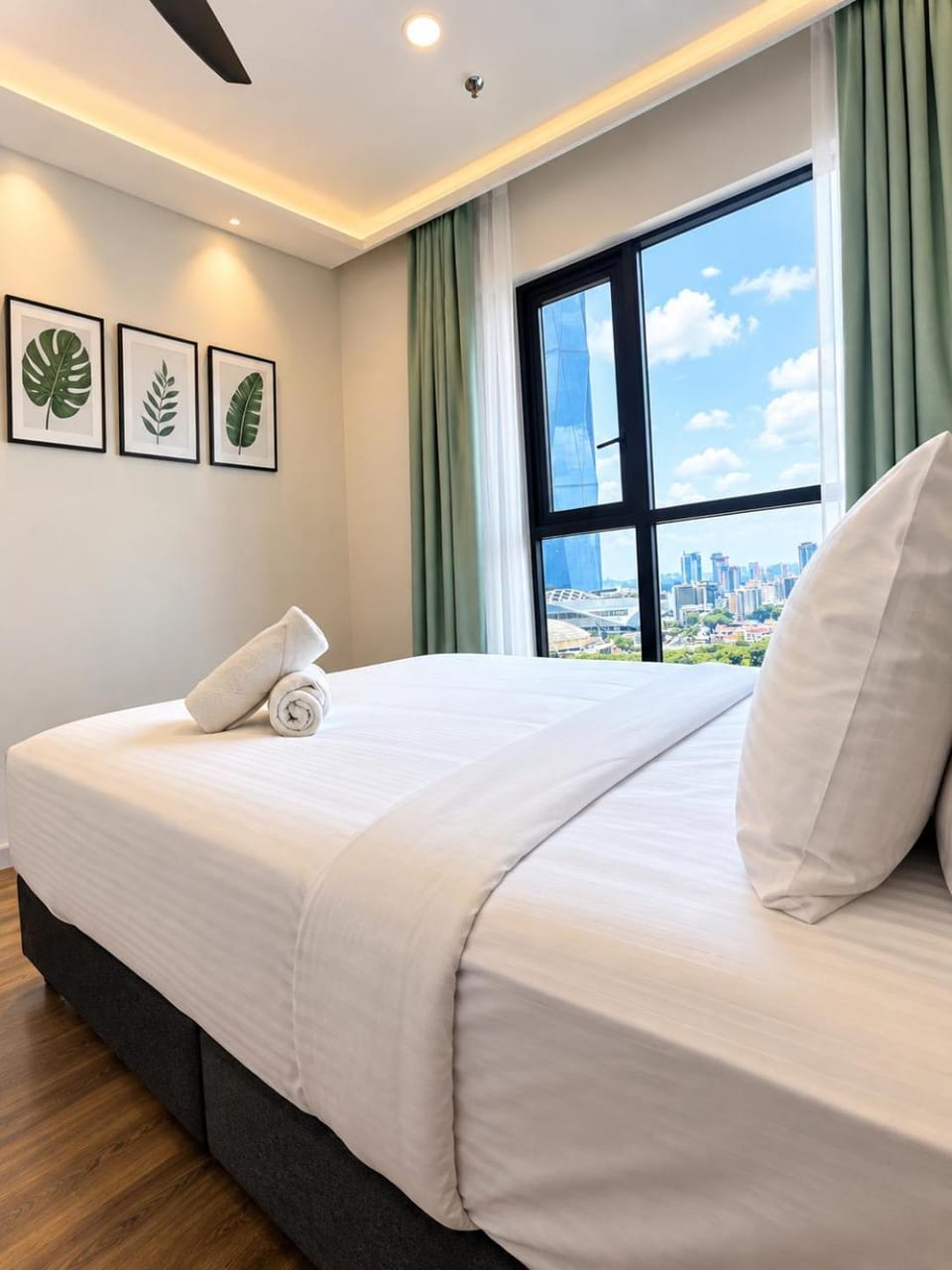 Bed, Photo of the whole room, Bedroom