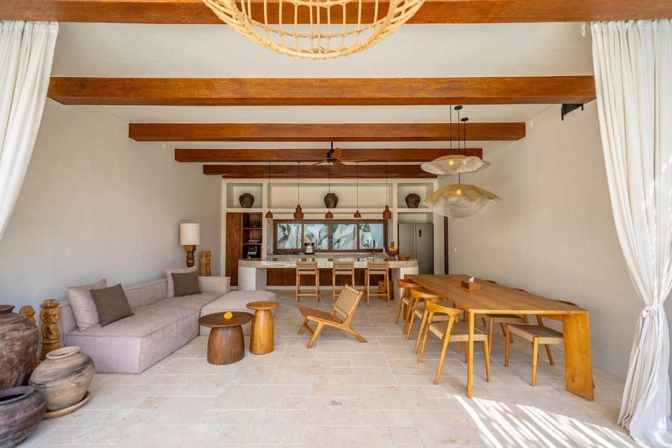 Living room, Seating area, Dining area
