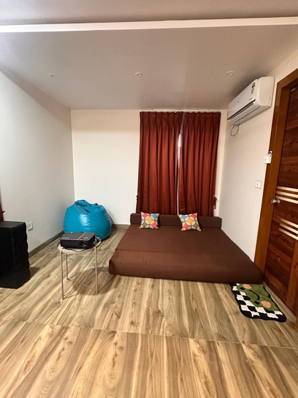 Aira- the lake view villa Villa in Hyderabad