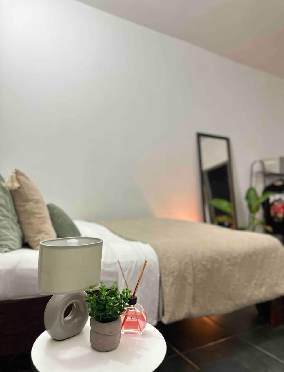 Cozy Room with French balcony Vacation rental in Dakar