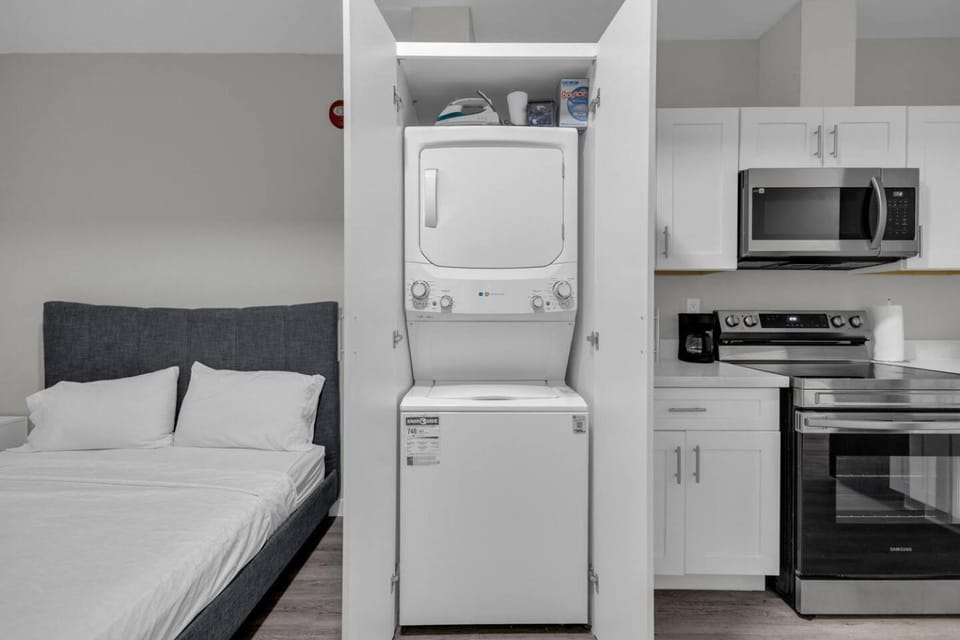 The Urban Nest Apartment in Oshawa