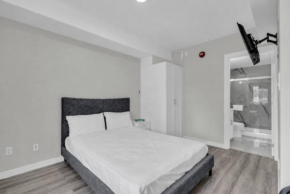 The Signature Studio Apartment in Oshawa